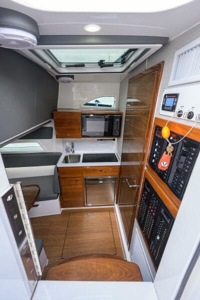 2023 Valhalla Boatworks V-46 - Photo 18