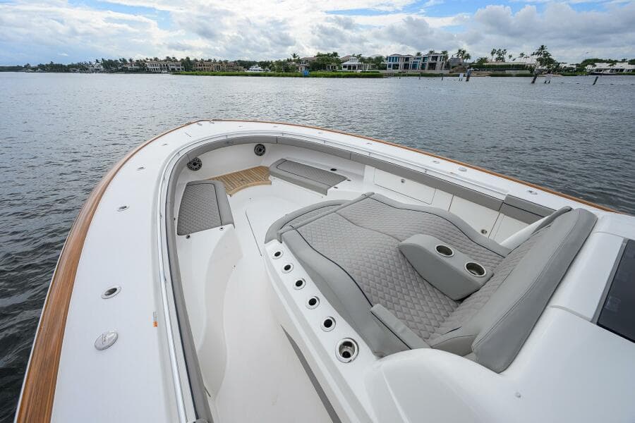 2023 Valhalla Boatworks V-46 - Photo 24