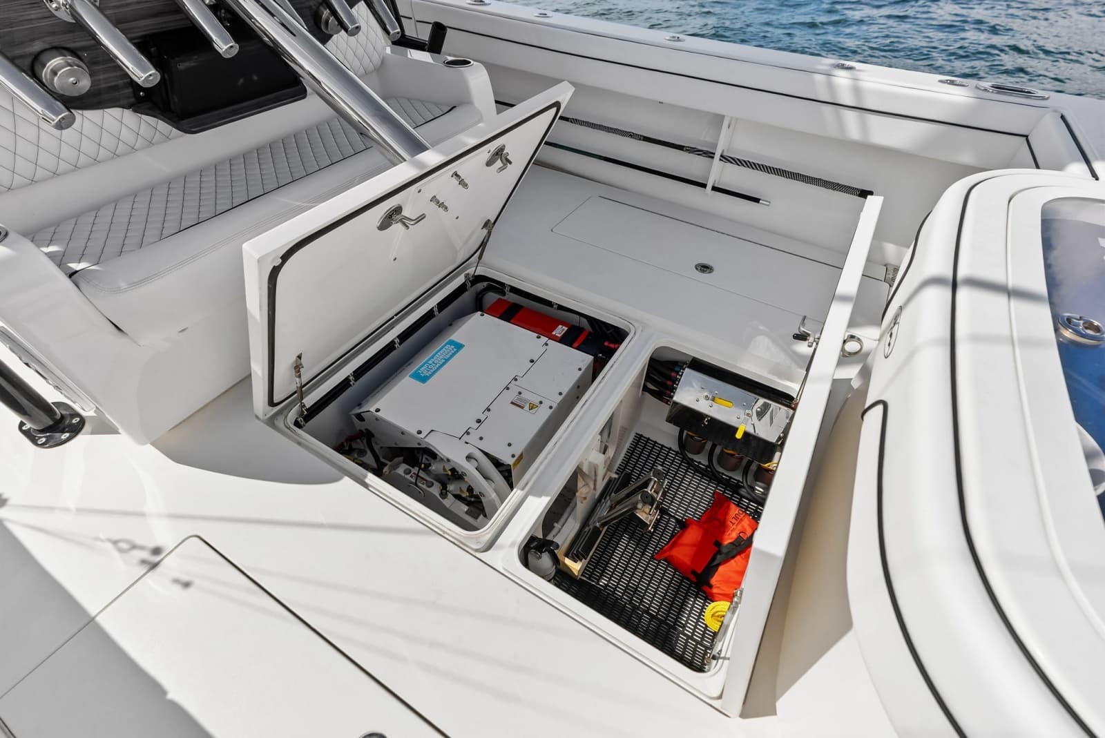 2022 Valhalla Boatworks V-41 - Photo 37