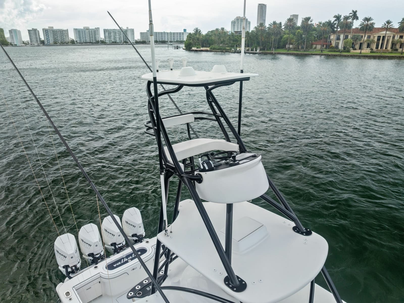 2022 Valhalla Boatworks V-41 - Photo 11