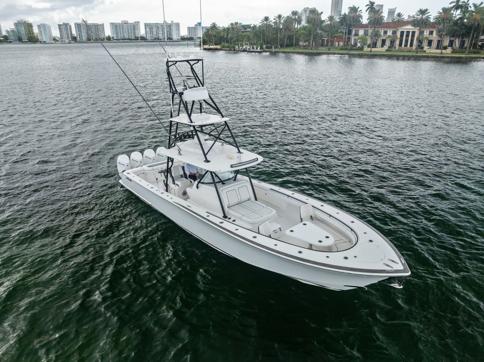 2022 Valhalla Boatworks V-41 - Photo 2