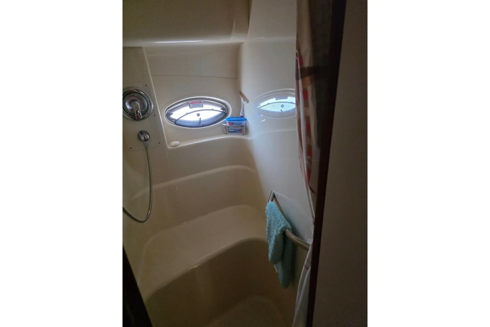 2007 Sea Ray 36 Sedan Bridge - Photo 8