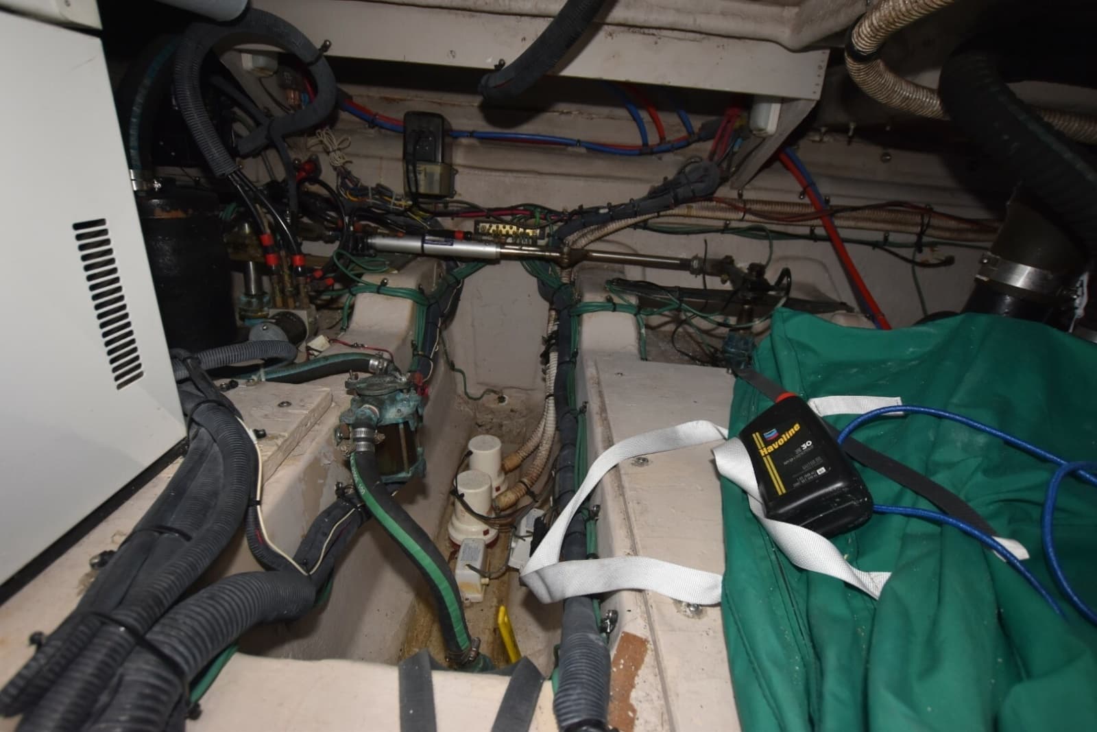 2007 Sea Ray 36 Sedan Bridge - Photo 25