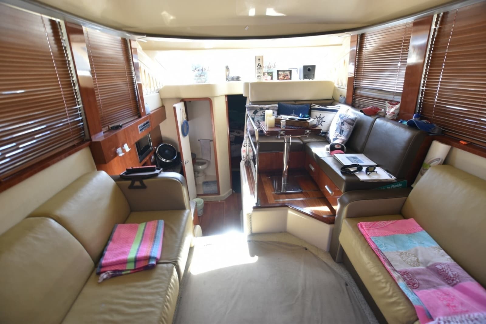 2007 Sea Ray 36 Sedan Bridge - Photo 13