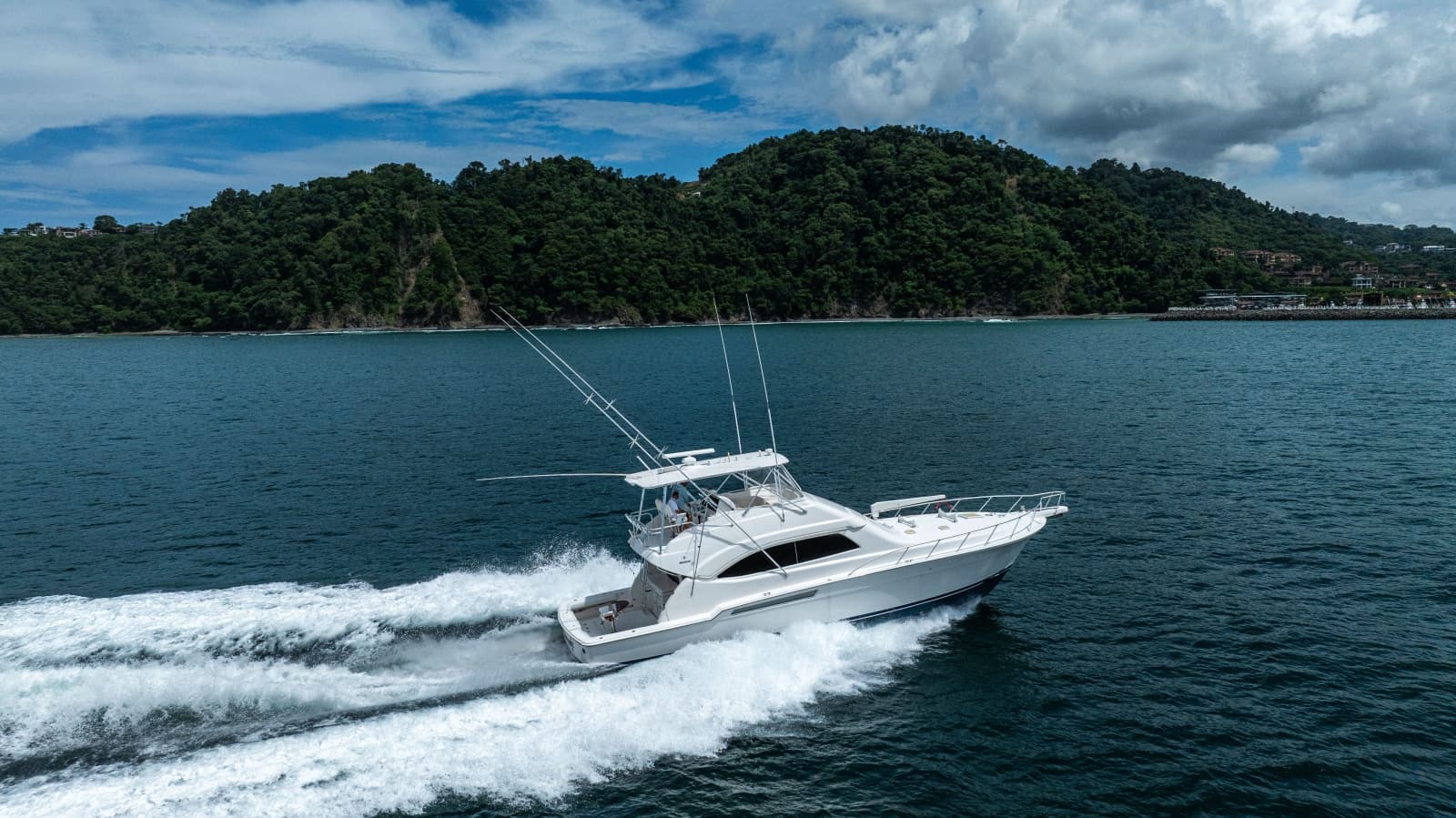 2003 Bertram 570 Convertible - Photo 44
