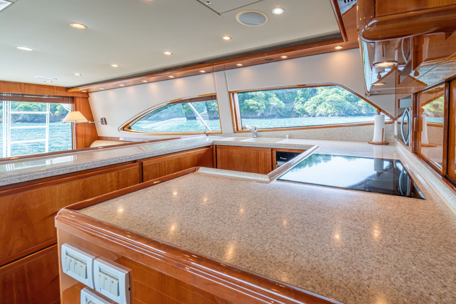 2003 Bertram 570 Convertible - Photo 113