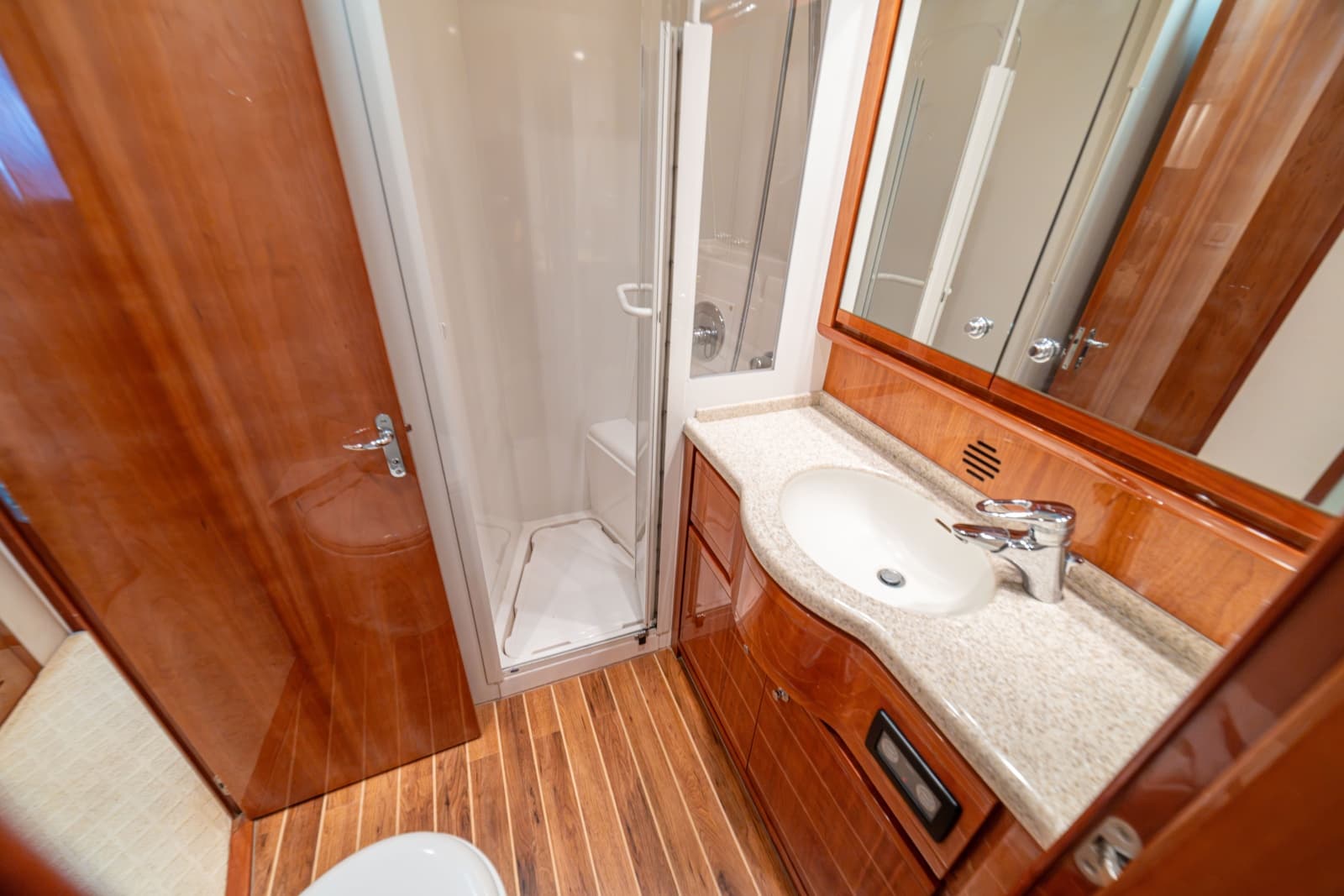 2003 Bertram 570 Convertible - Photo 90