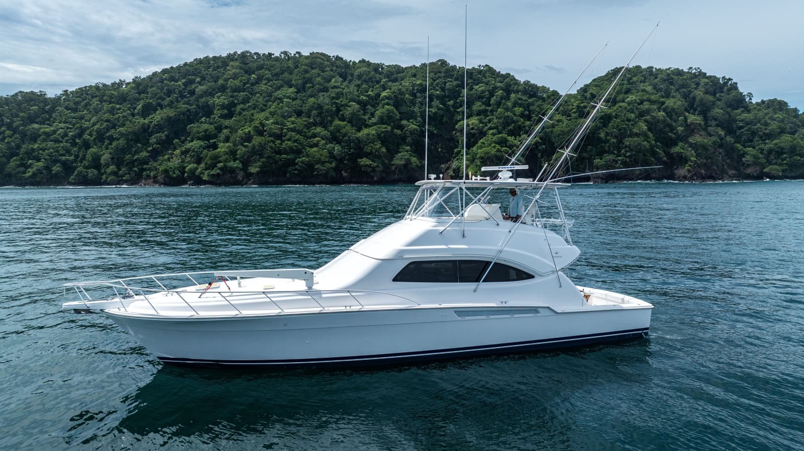 2003 Bertram 570 Convertible - Photo 2