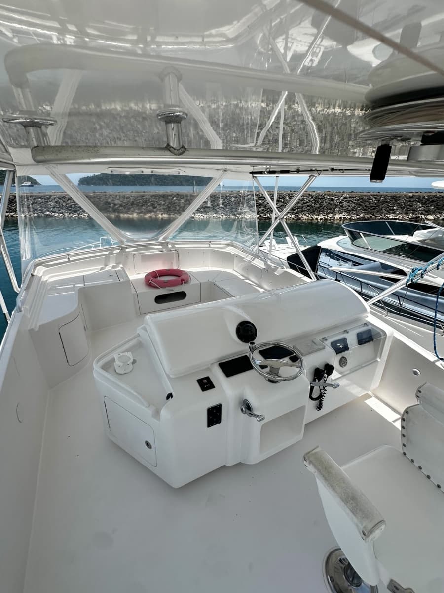 2003 Bertram  - Photo 13