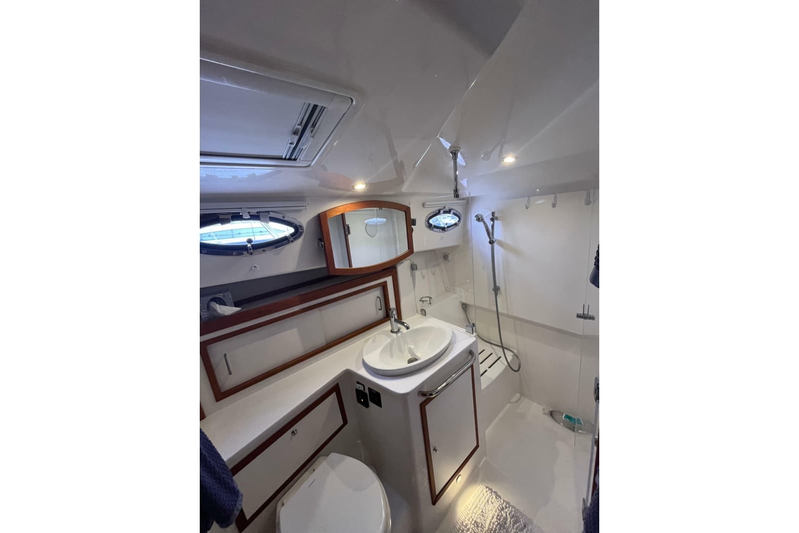 2018 Back Cove 41 - Photo 14
