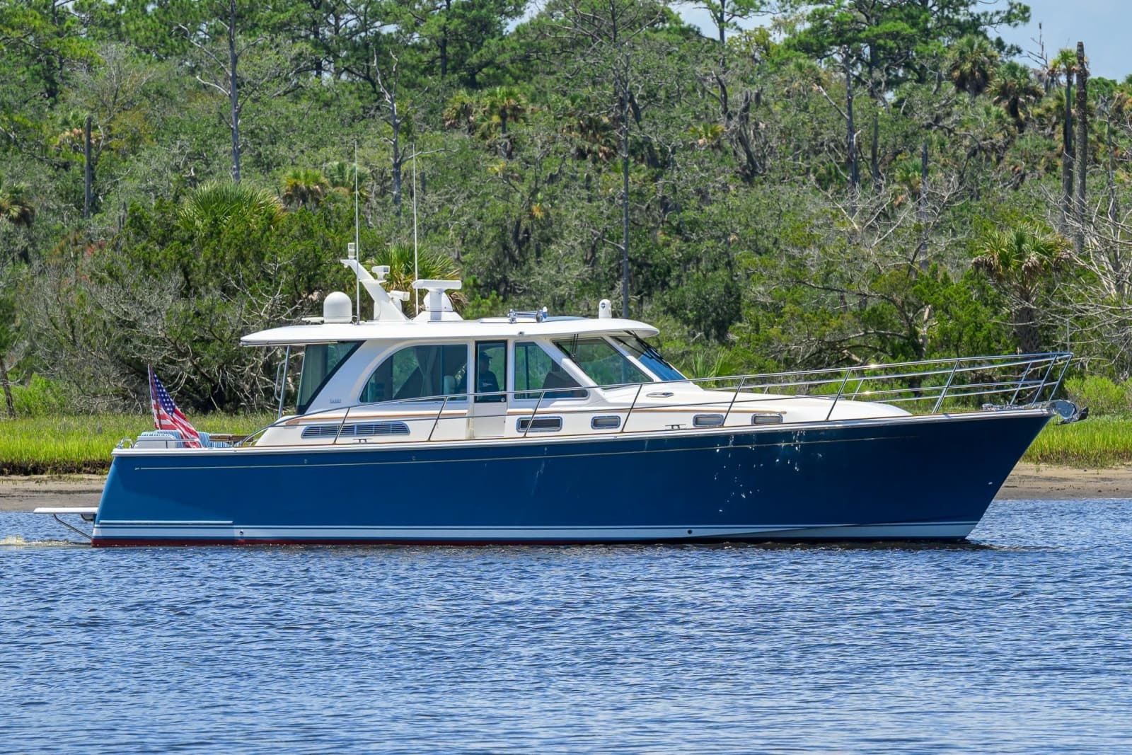 2018 Sabre 45 Salon Express - Photo 1