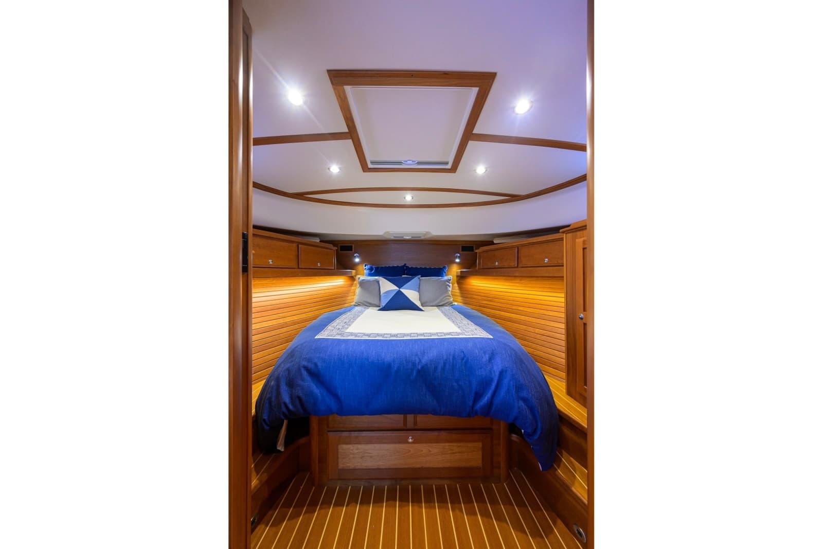 2018 Sabre 45 Salon Express - Photo 57