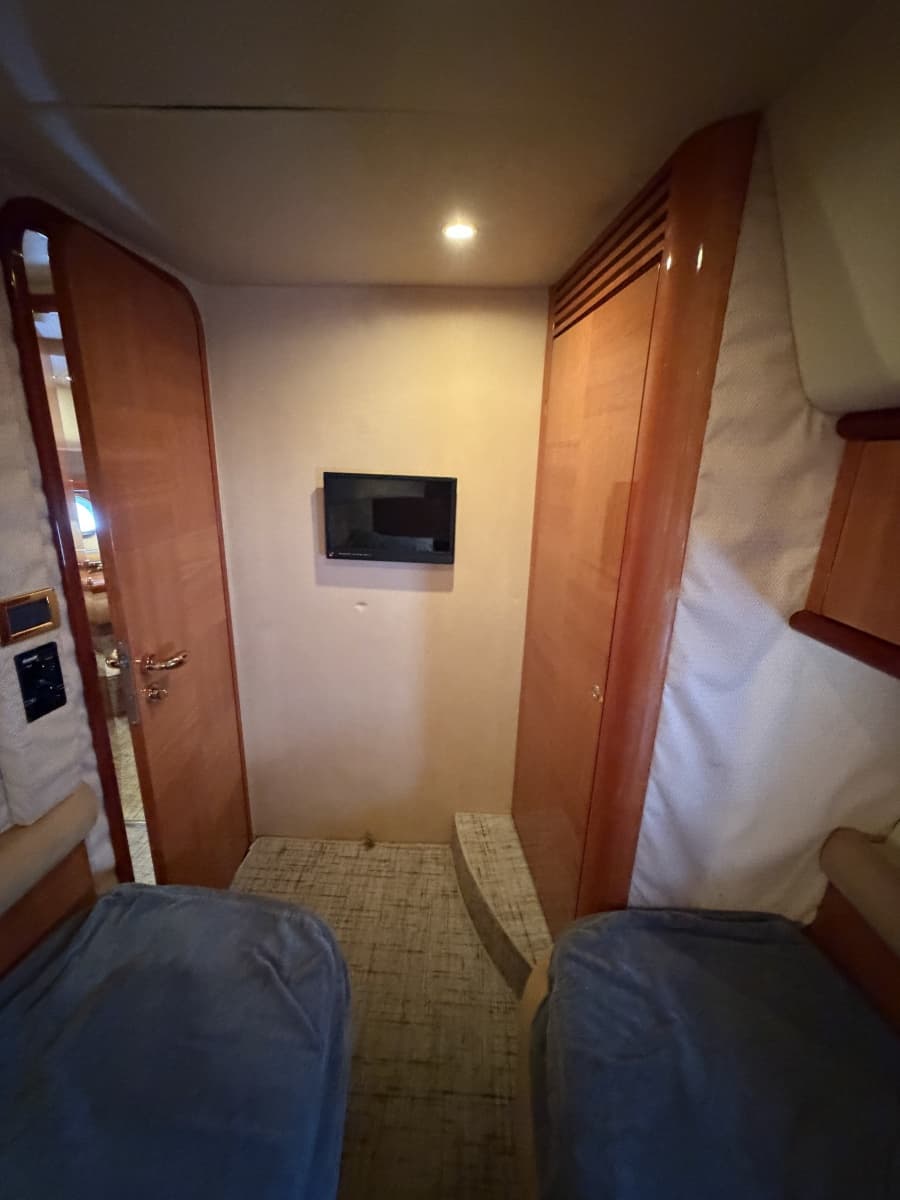 2006 Azimut 55E - Photo 19