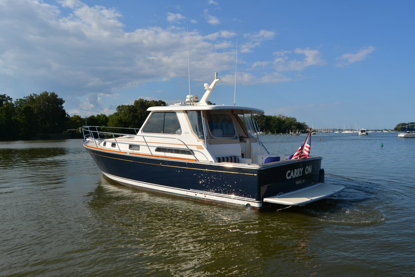 2005 Sabre 38 Express - Photo 1