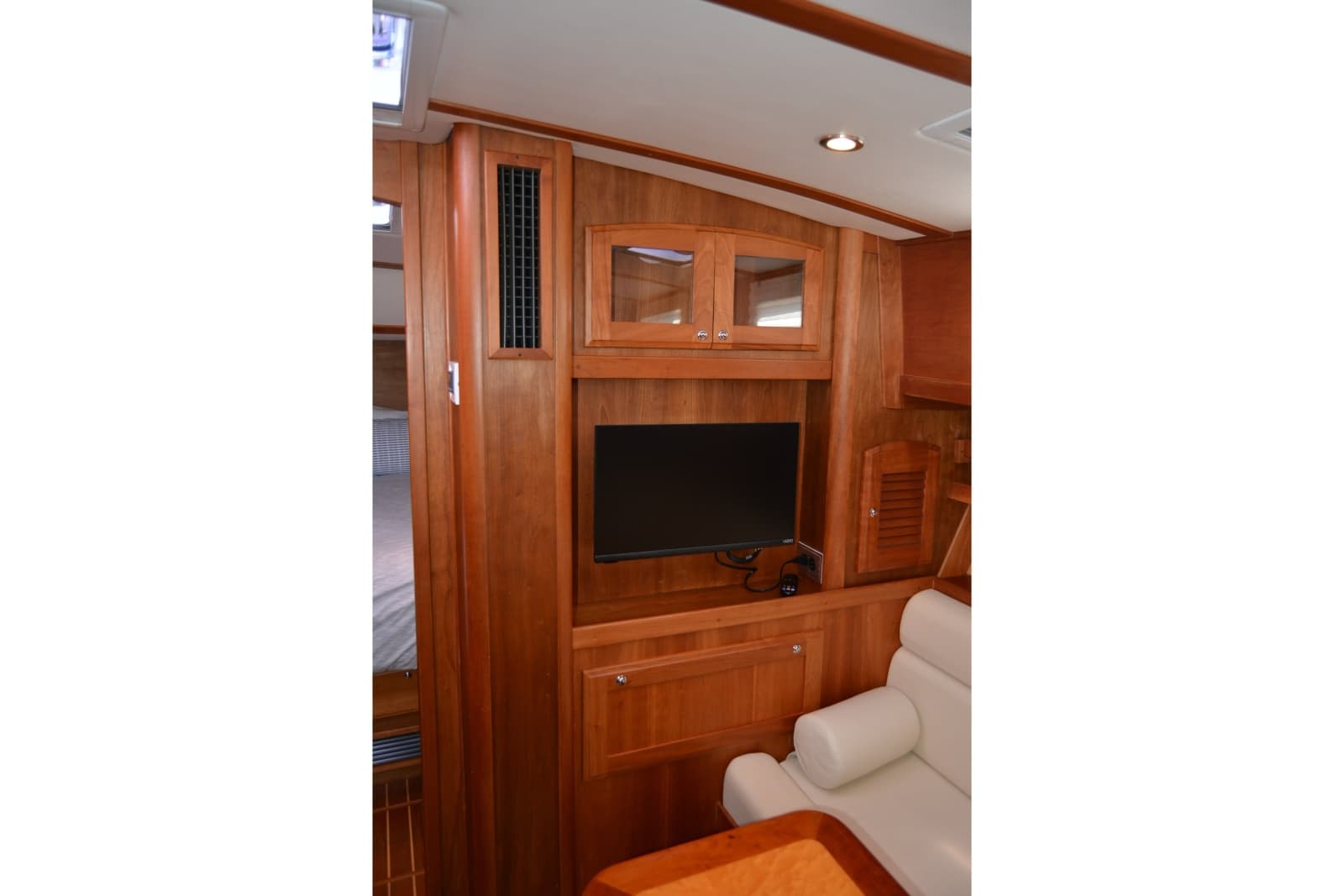 2005 Sabre 38 Express - Photo 83