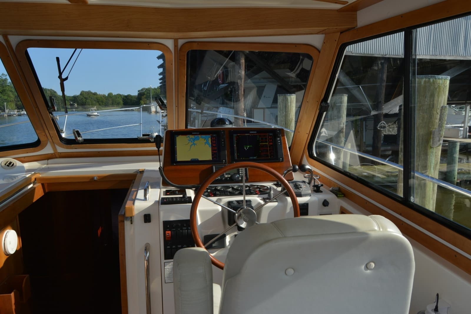 2005 Sabre 38 Express - Photo 37