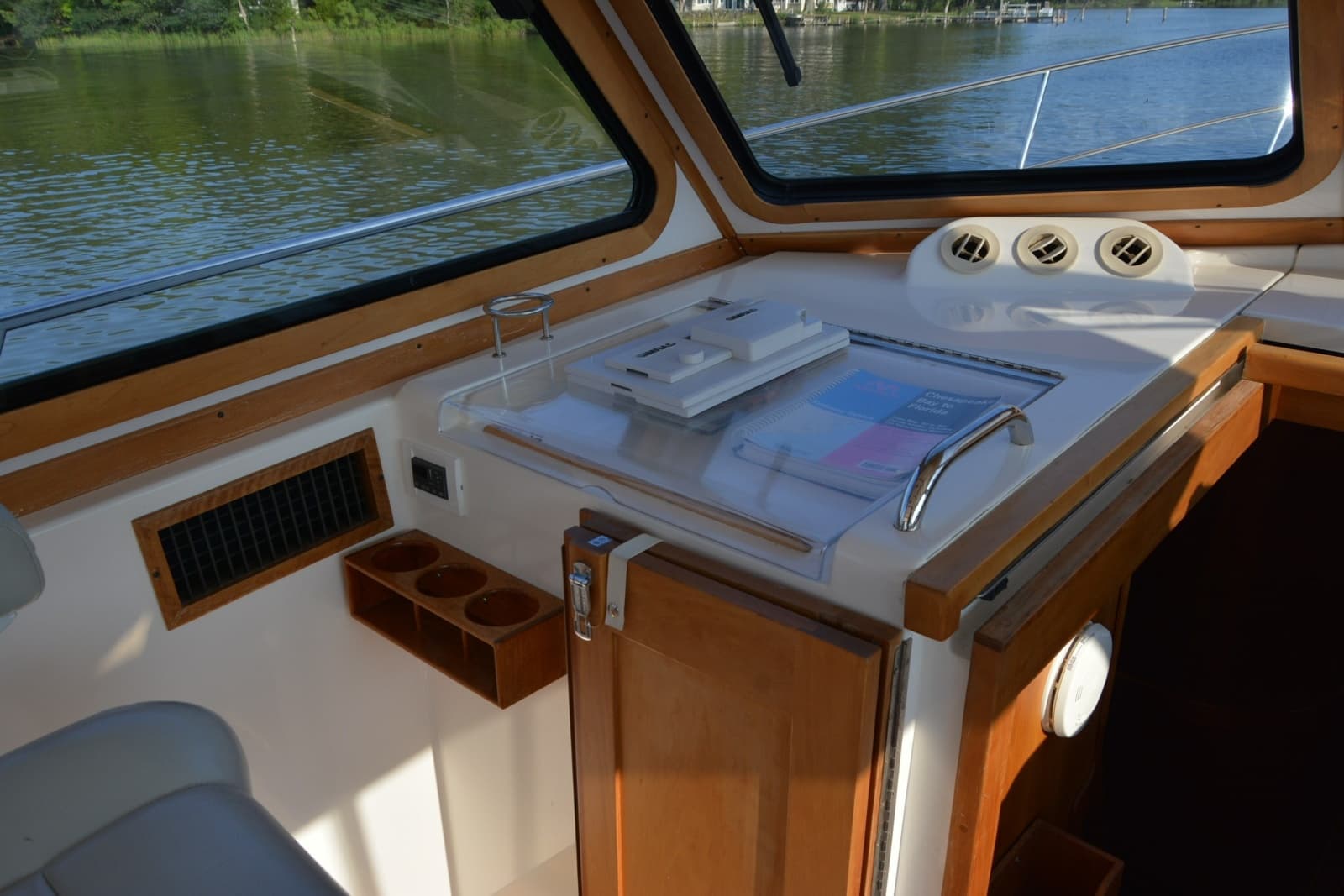 2005 Sabre 38 Express - Photo 53