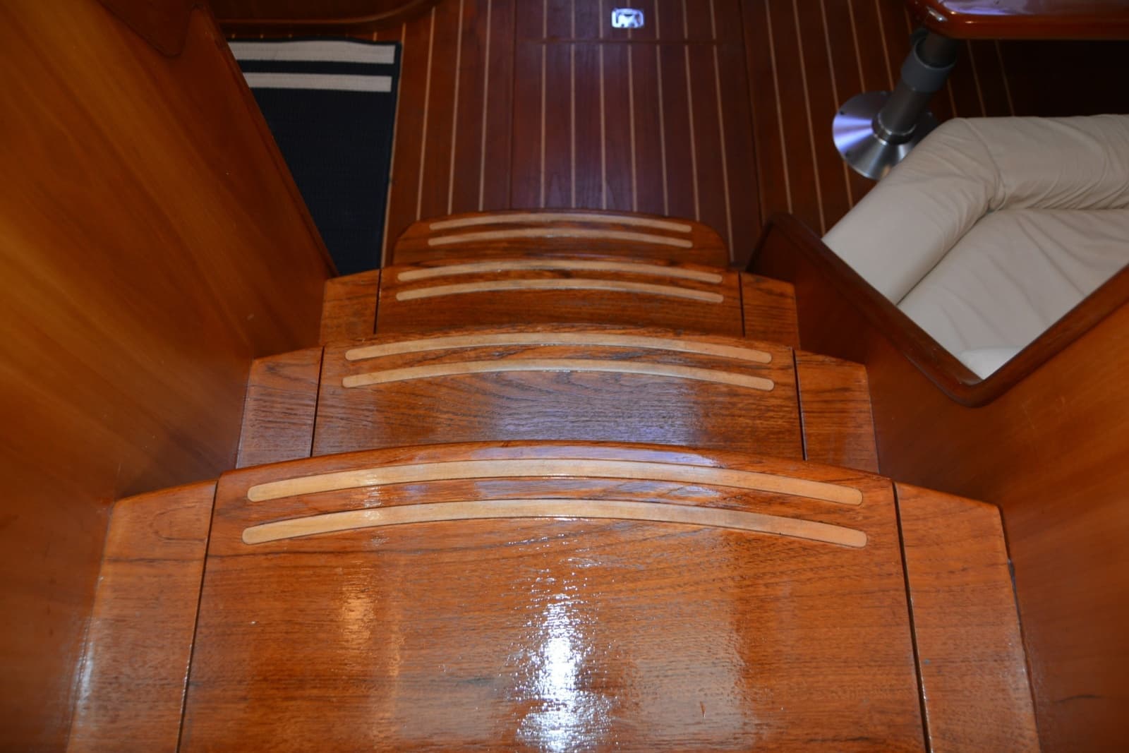 2005 Sabre 38 Express - Photo 66