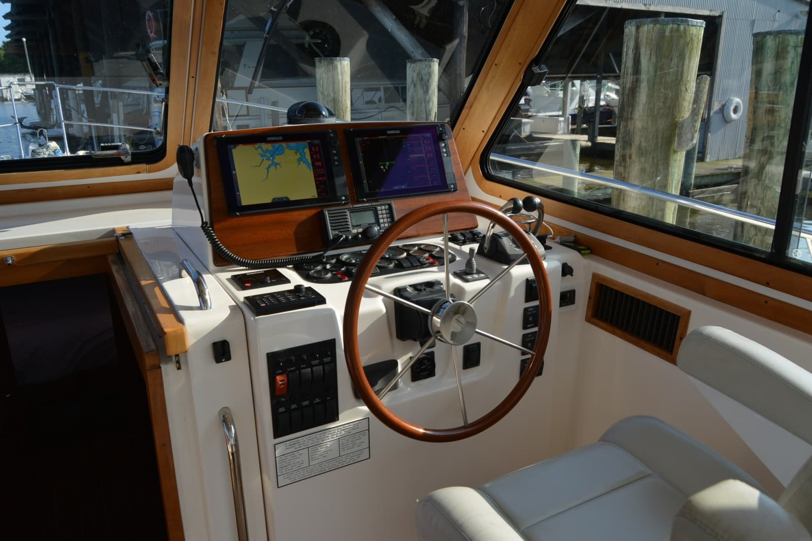 2005 Sabre 38 Express - Photo 41