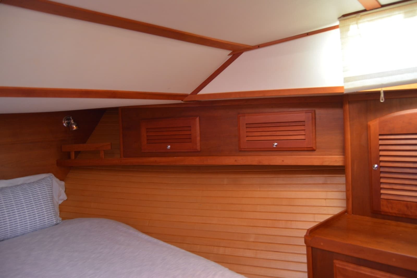 2005 Sabre 38 Express - Photo 86
