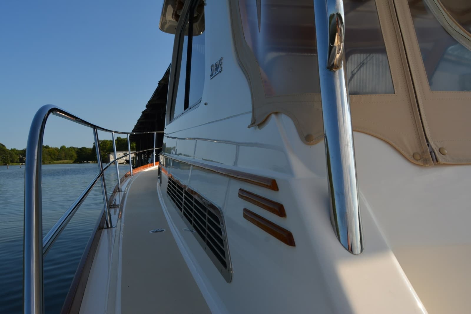 2005 Sabre 38 Express - Photo 21