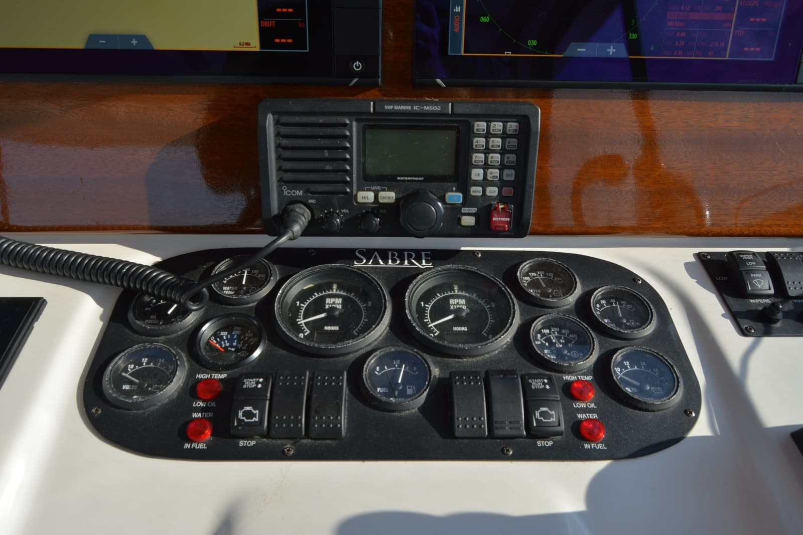 2005 Sabre 38 Express - Photo 46