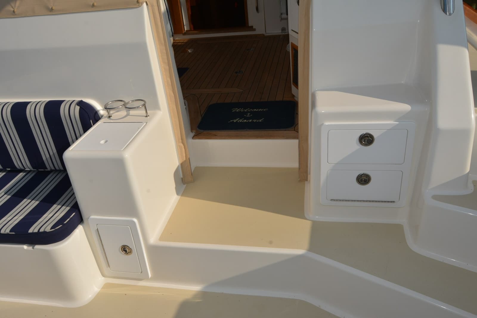 2005 Sabre 38 Express - Photo 25