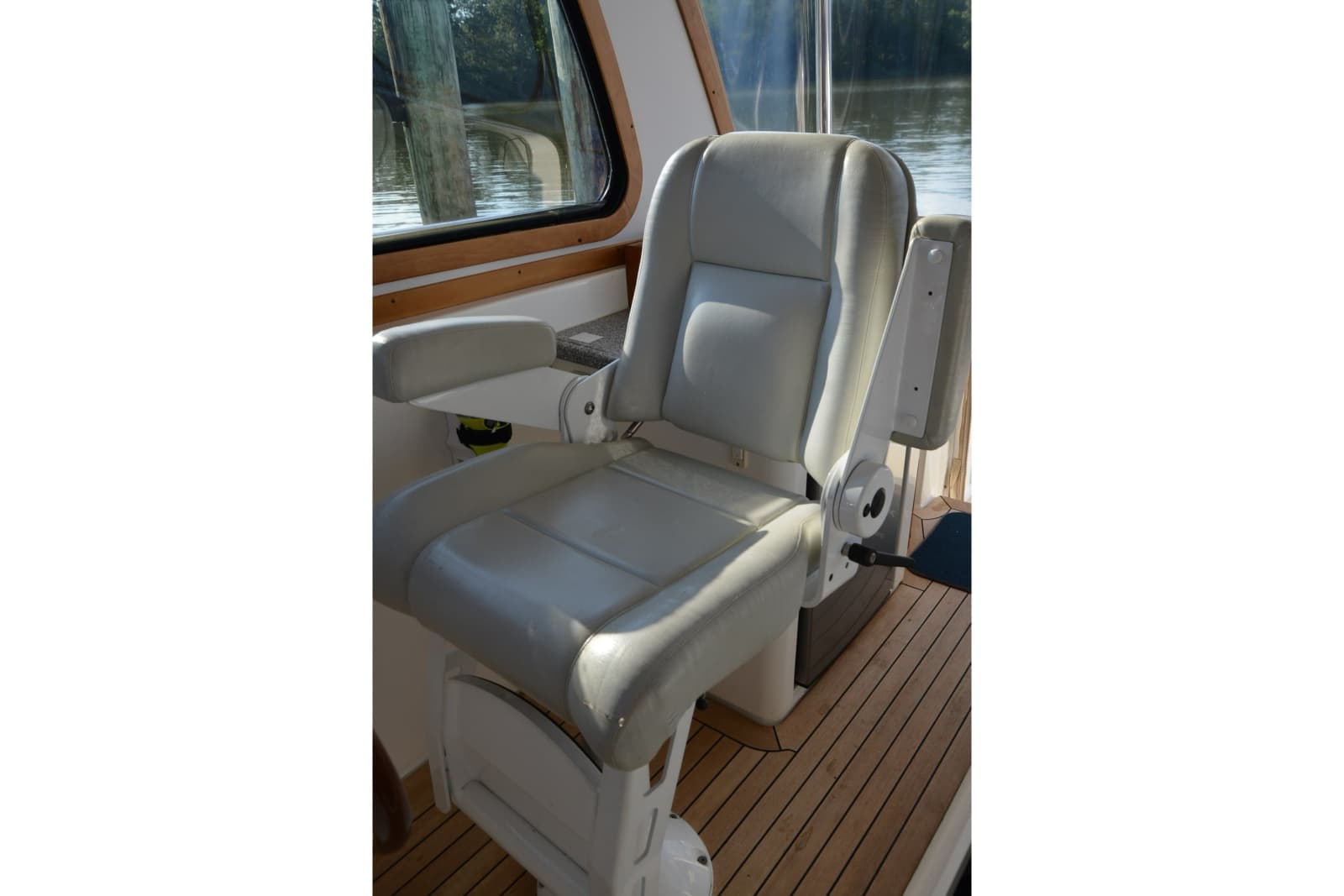 2005 Sabre 38 Express - Photo 102