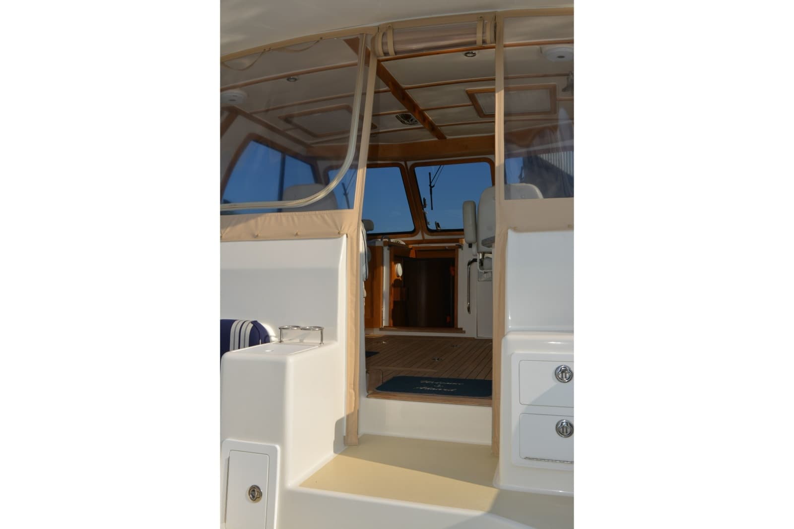 2005 Sabre 38 Express - Photo 31