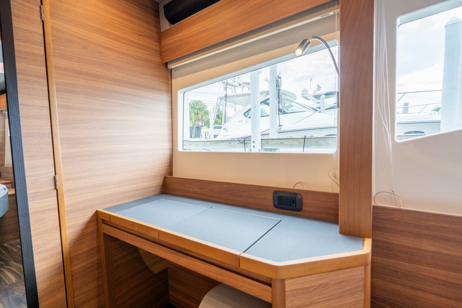 2023 Aquila 54 YACHT - Photo 27