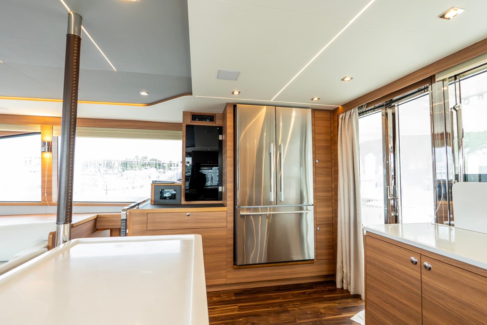 2023 Aquila 54 YACHT - Photo 24