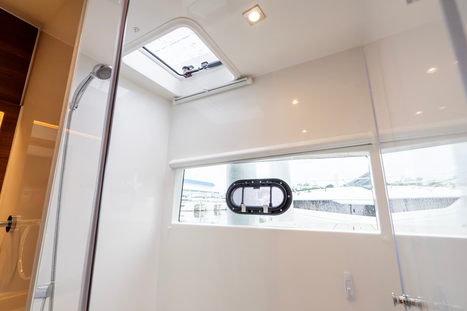2023 Aquila 54 YACHT - Photo 23