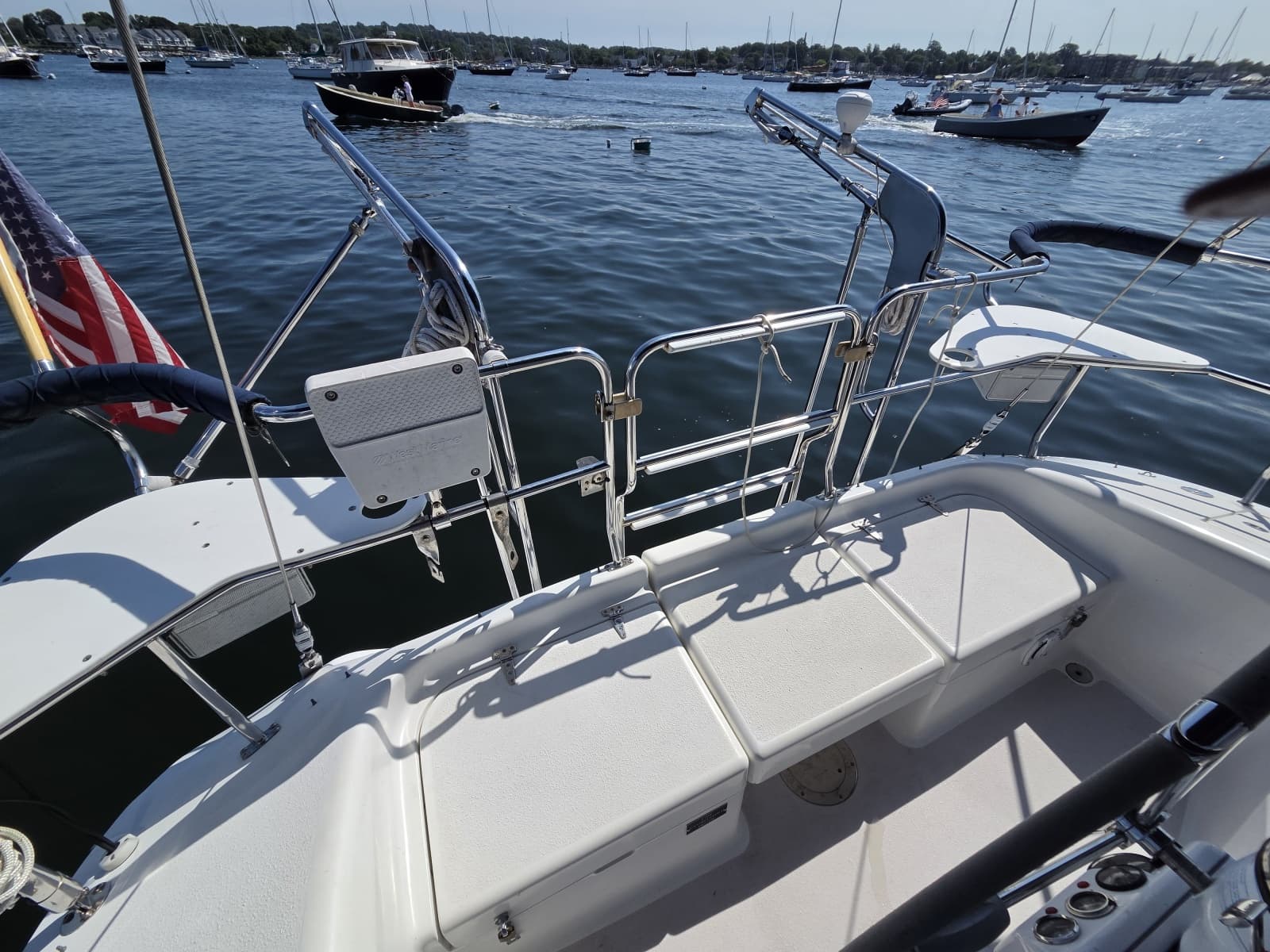 2002 Catalina 390 - Photo 27