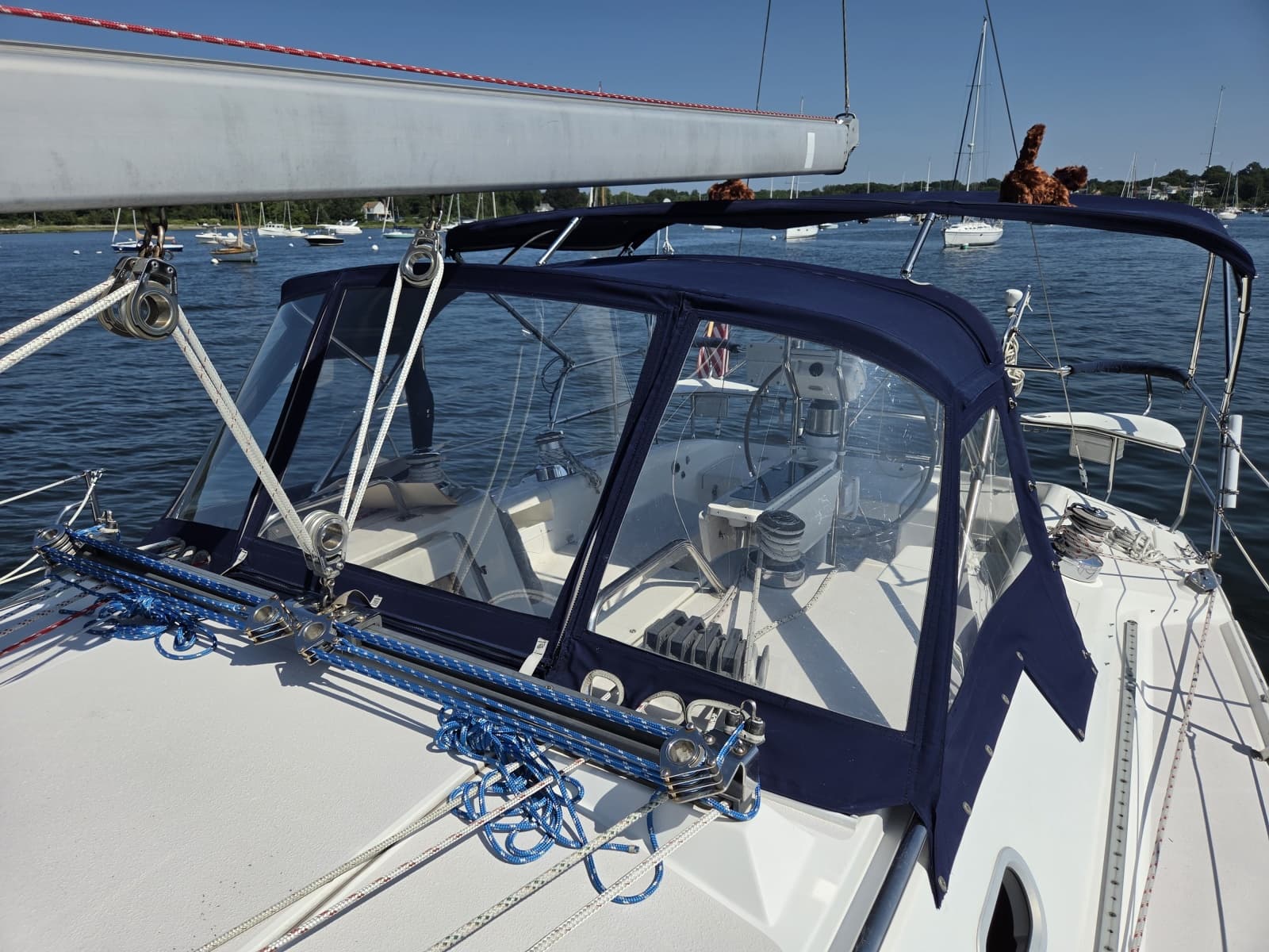 2002 Catalina 390 - Photo 30
