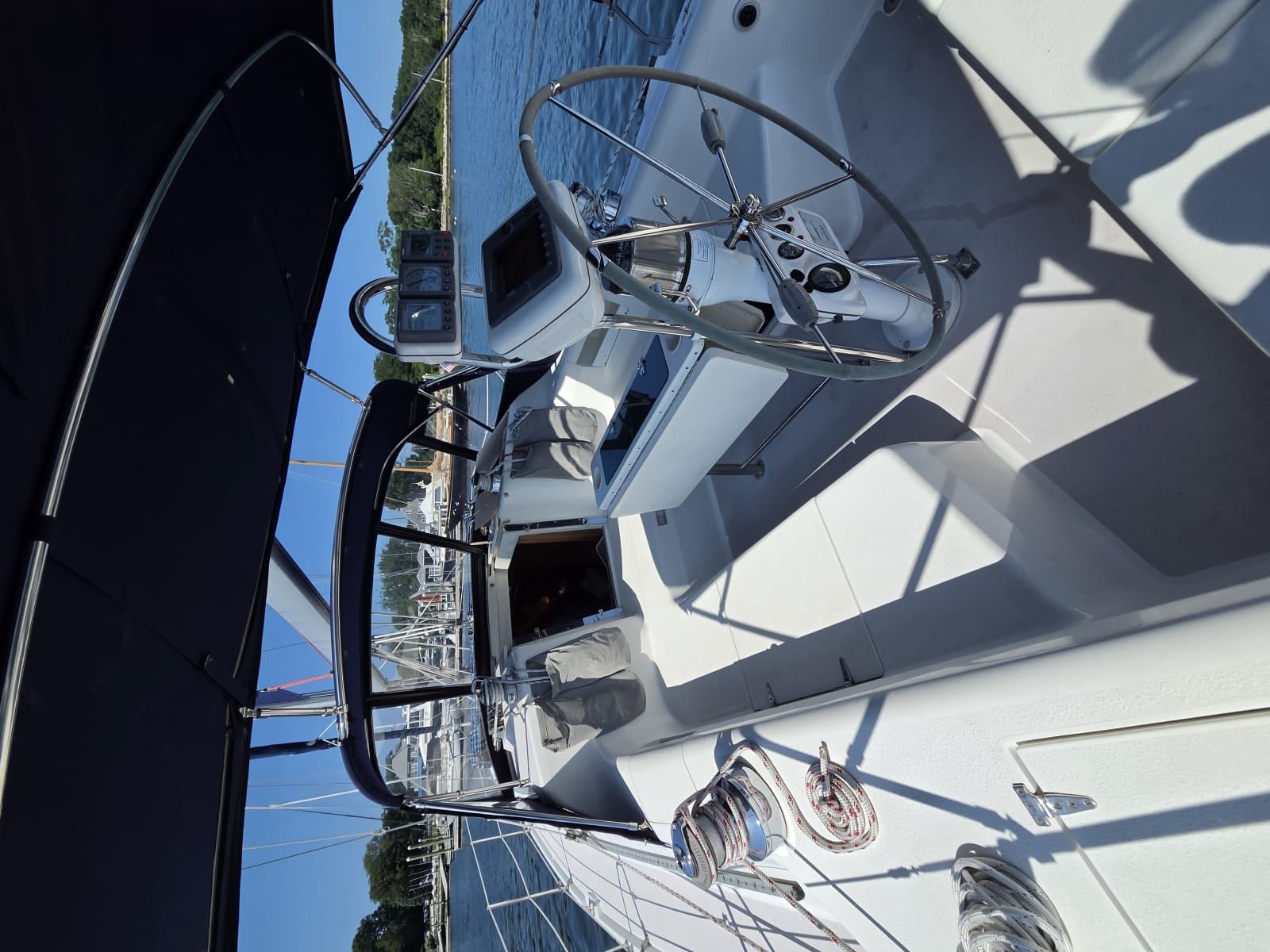 2002 Catalina 390 - Photo 25