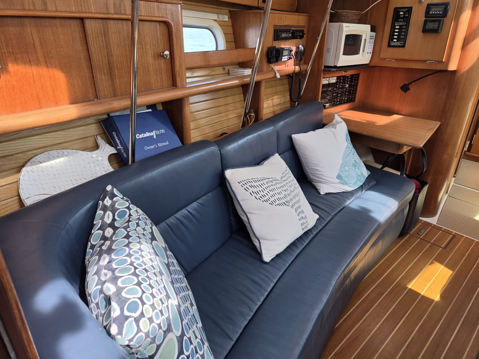 2002 Catalina 390 - Photo 18