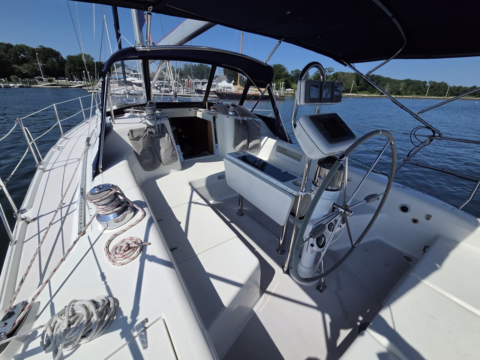 2002 Catalina 390 - Photo 24