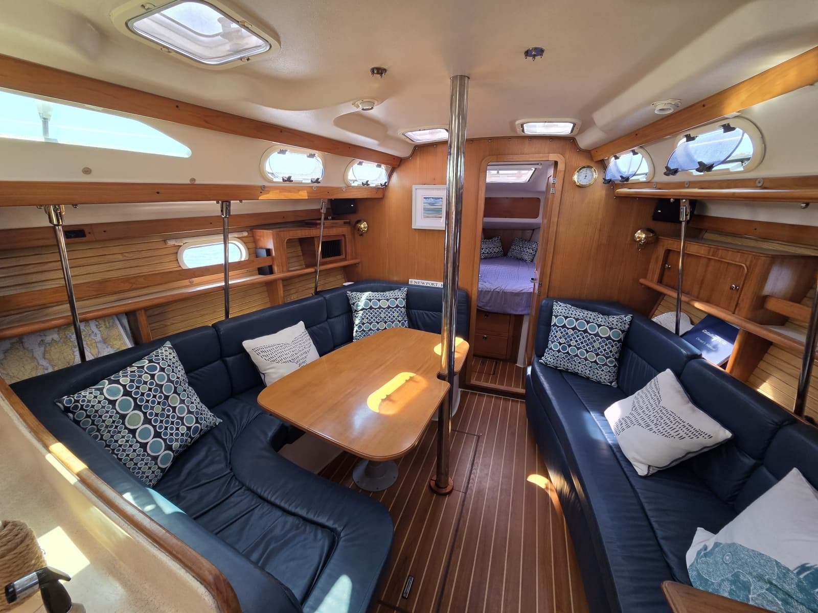 2002 Catalina 390 - Photo 16