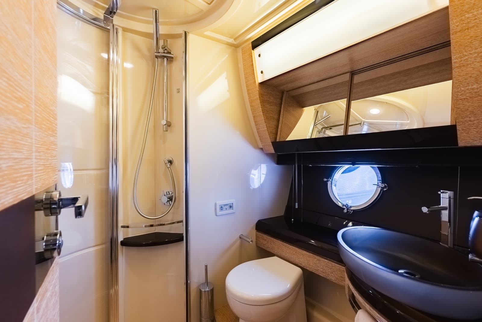2014 Azimut 60 Fly - Photo 58