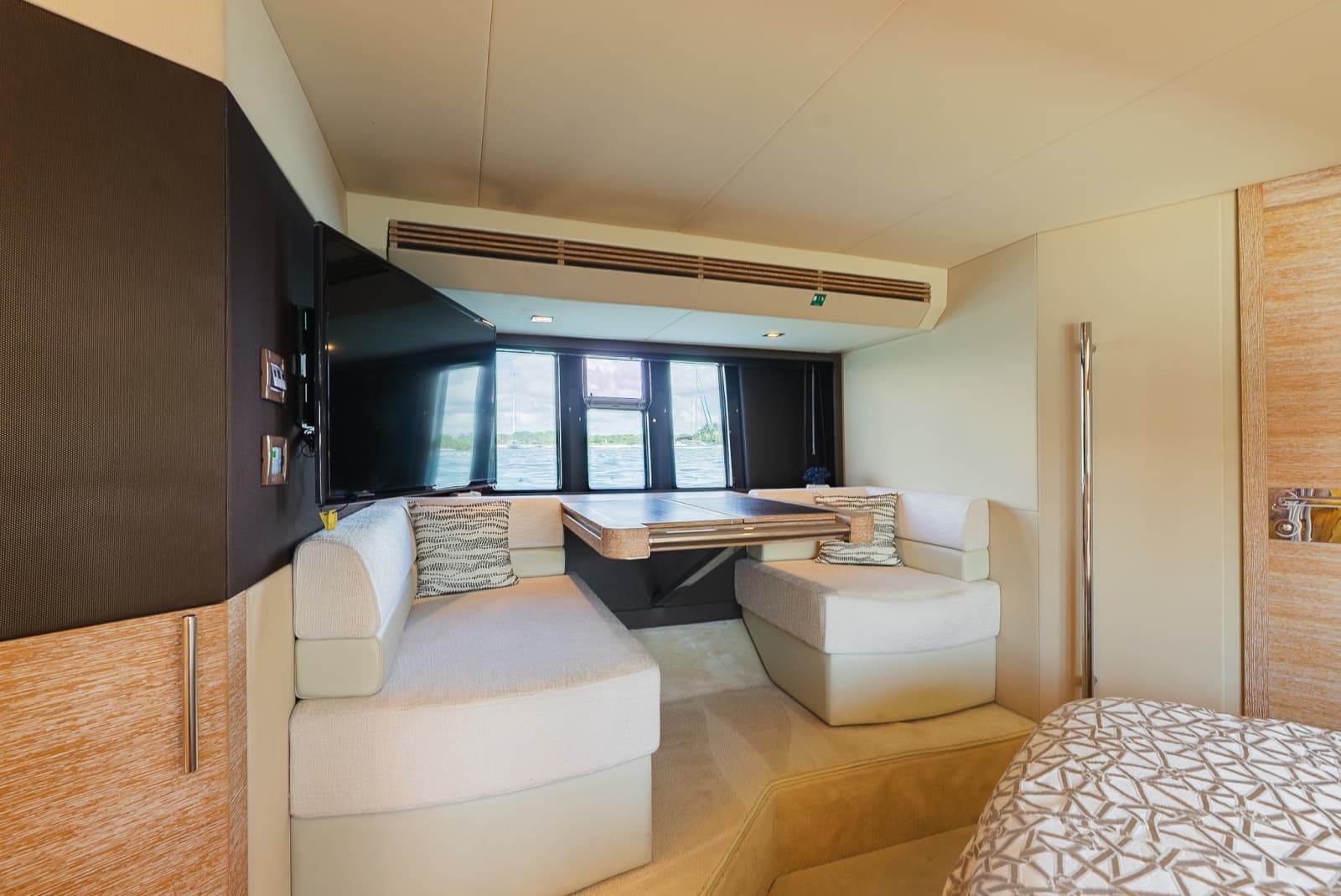 2014 Azimut 60 Fly - Photo 25