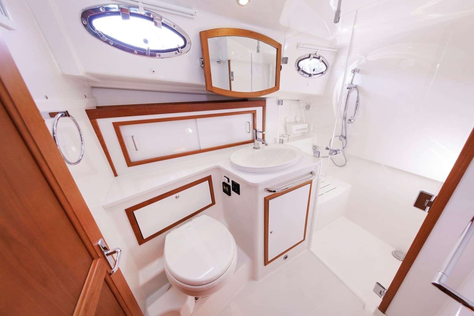 2020 Back Cove 41 - Photo 11