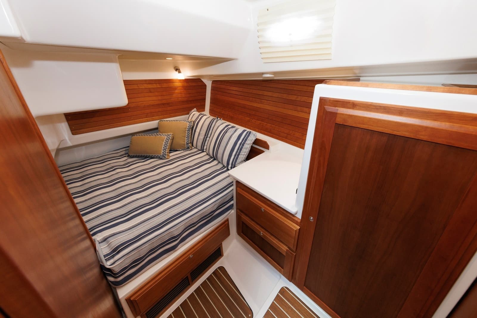 2020 Back Cove 41 - Photo 55