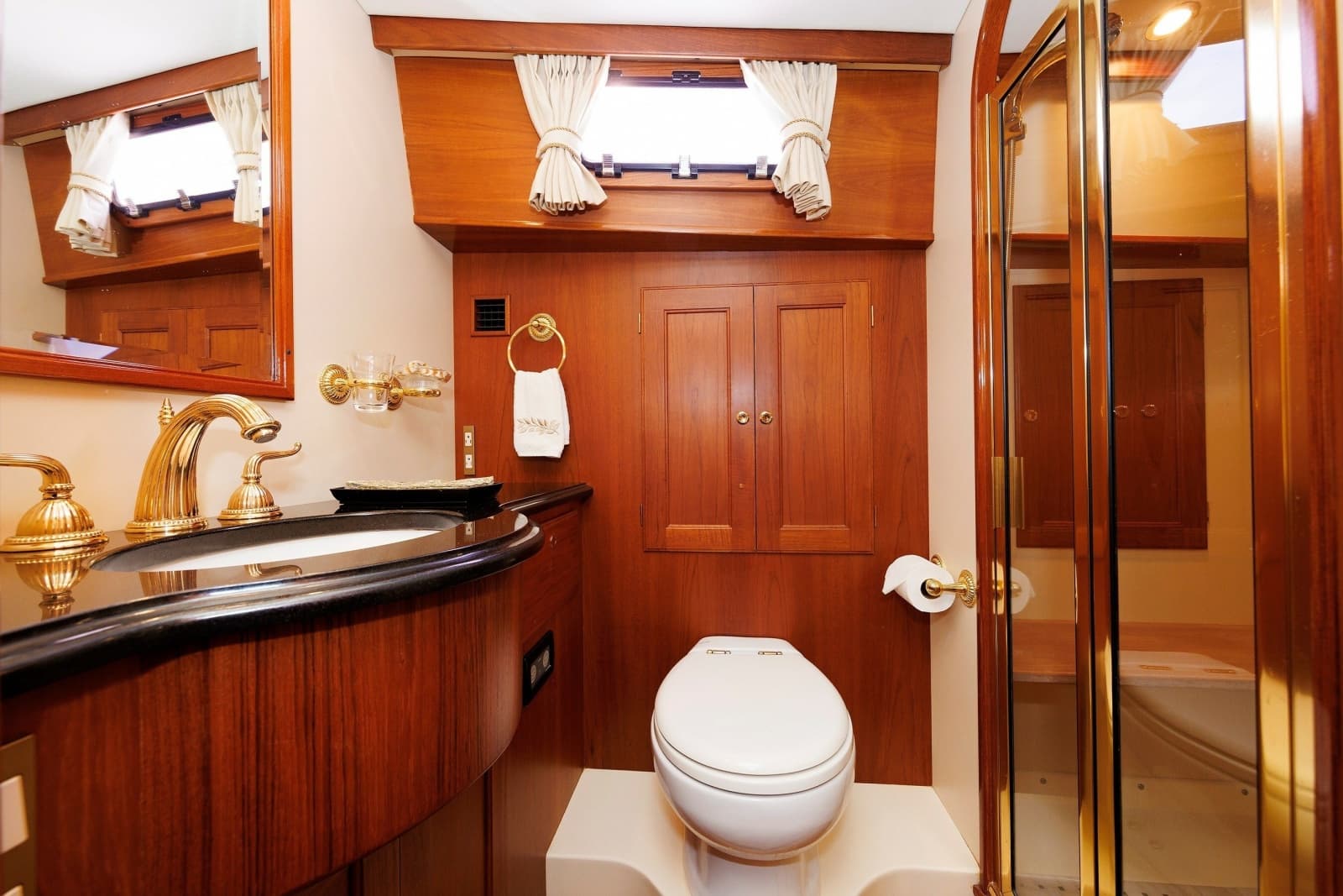 2008 Alden 52 Salon Express - Photo 8