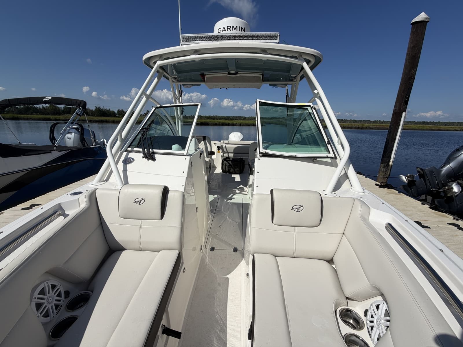 2023 Sailfish 245 DC - Photo 32