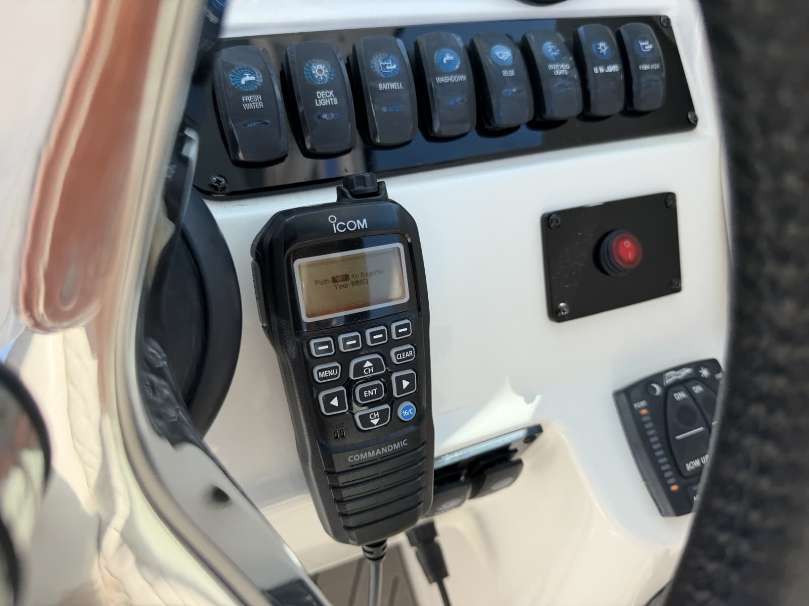 2023 Sailfish 245 DC - Photo 27