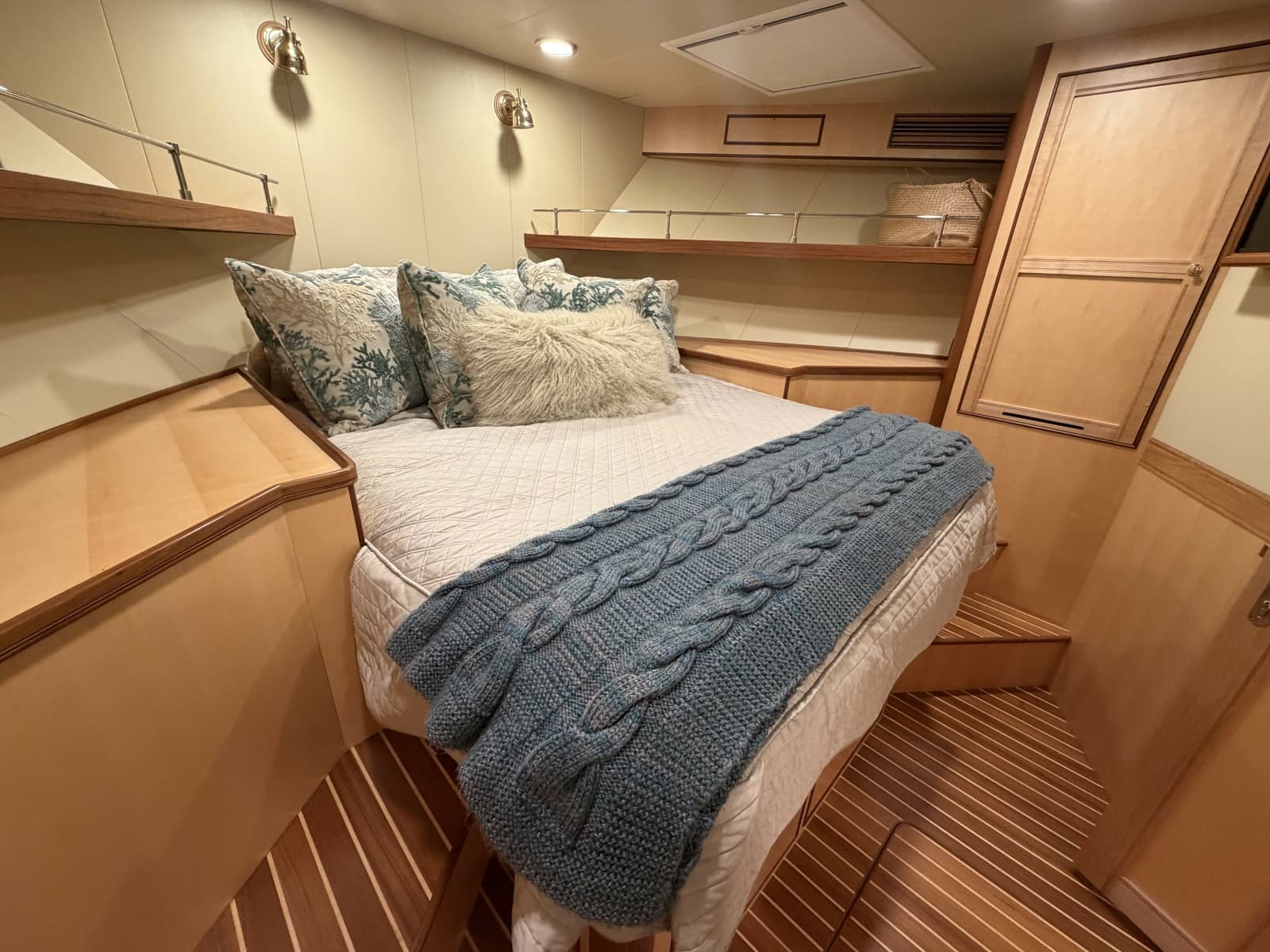 2021 Marlow Explorer 62E - Photo 27
