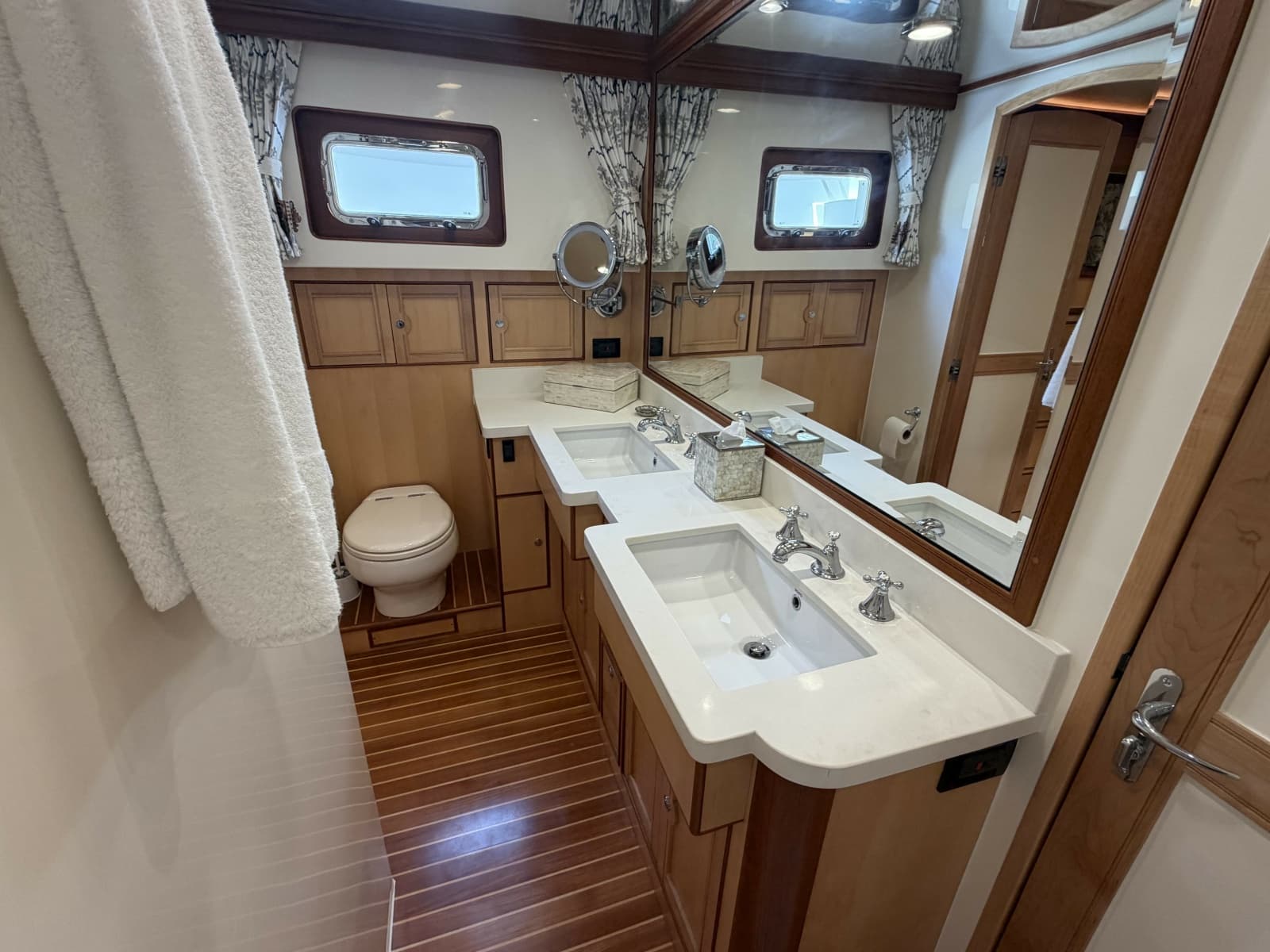 2021 Marlow Explorer 62E - Photo 41