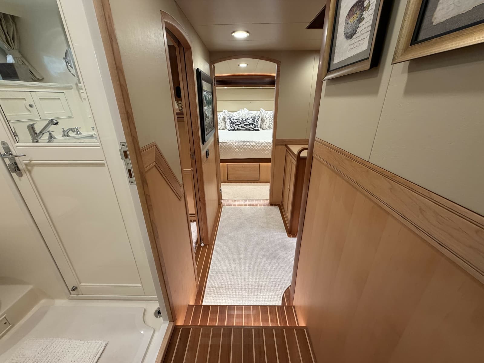 2021 Marlow Explorer 62E - Photo 31