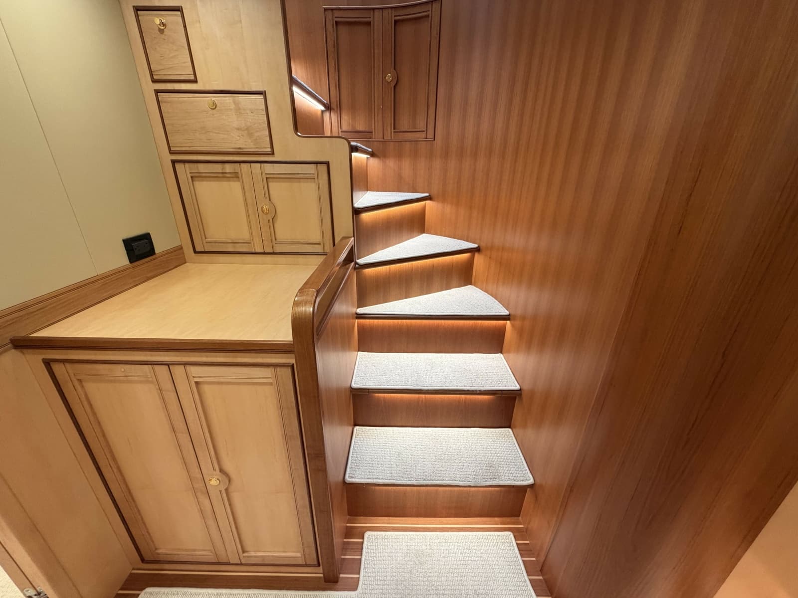2021 Marlow Explorer 62E - Photo 20