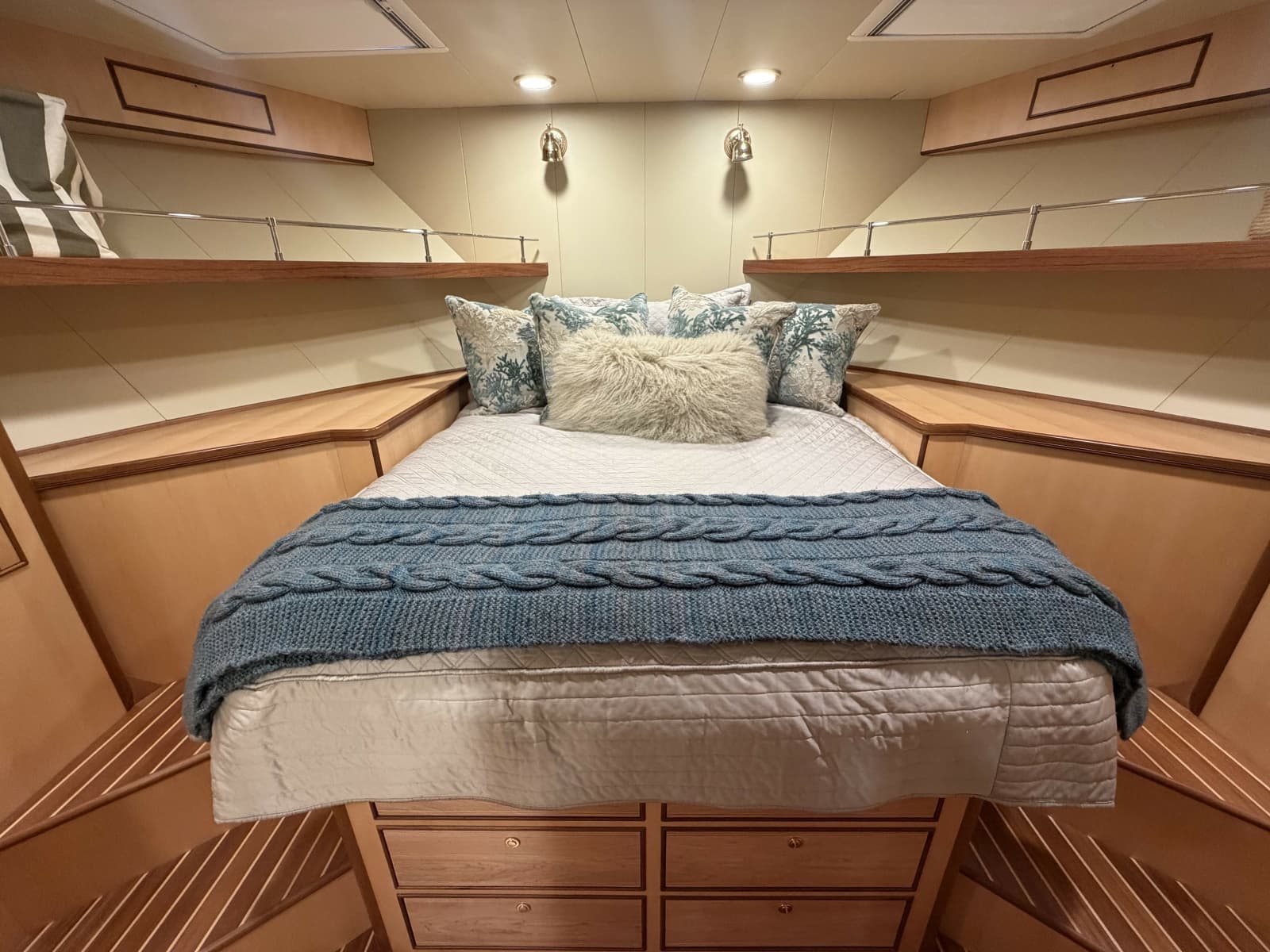 2021 Marlow Explorer 62E - Photo 26